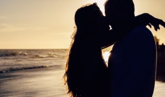 付き合う前のキスを恋愛心理学で読み解く５つのメッセージ