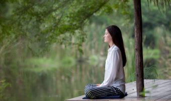 思考の向こうに本当のあなたが見える、正しい瞑想方法７つのポイント